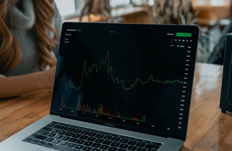 Dlaczego venture capital w kryptowalutach stał się bardziej wybredny w 2025 roku