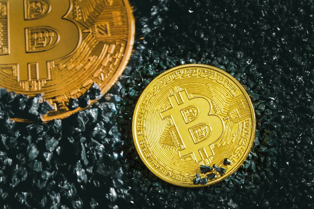 Dług korporacyjny na Bitcoina – niebezpieczna gra z ogniem?