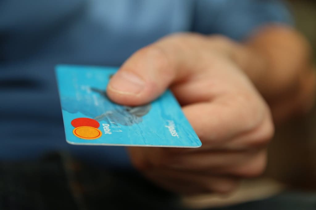 Ukryte koszty w kryptowalutach: Jak wysokie opłaty skarbcowe niszczą wartość inwestora