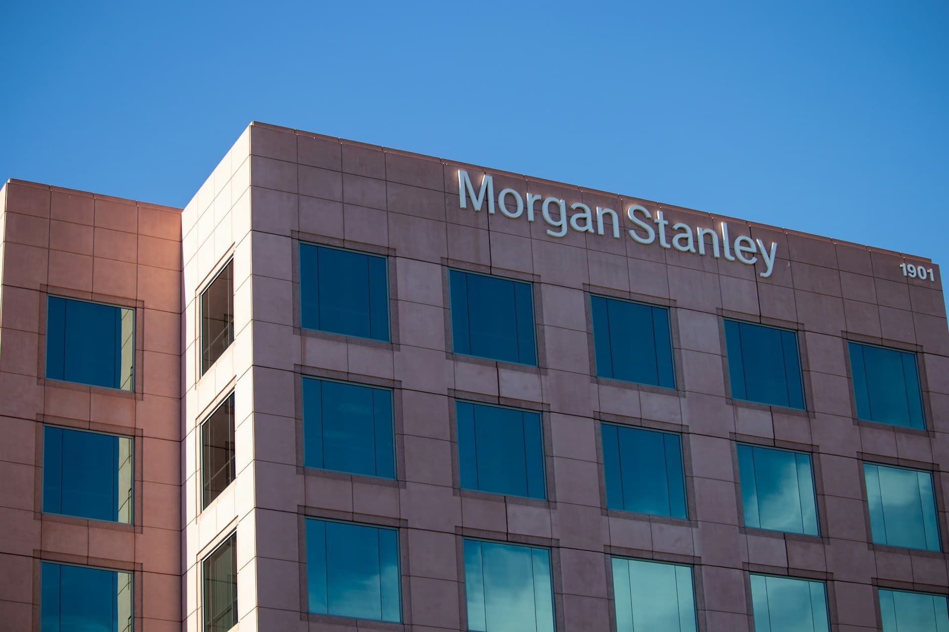 Morgan Stanley wkracza w świat kryptowalut z nowatorską strategią inwestycyjną