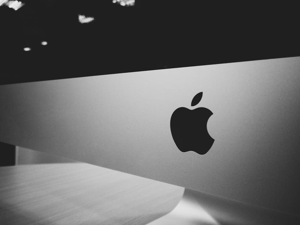 Apple porzuca Vision Pro na rzecz okularów AI – nowa walka z Meta